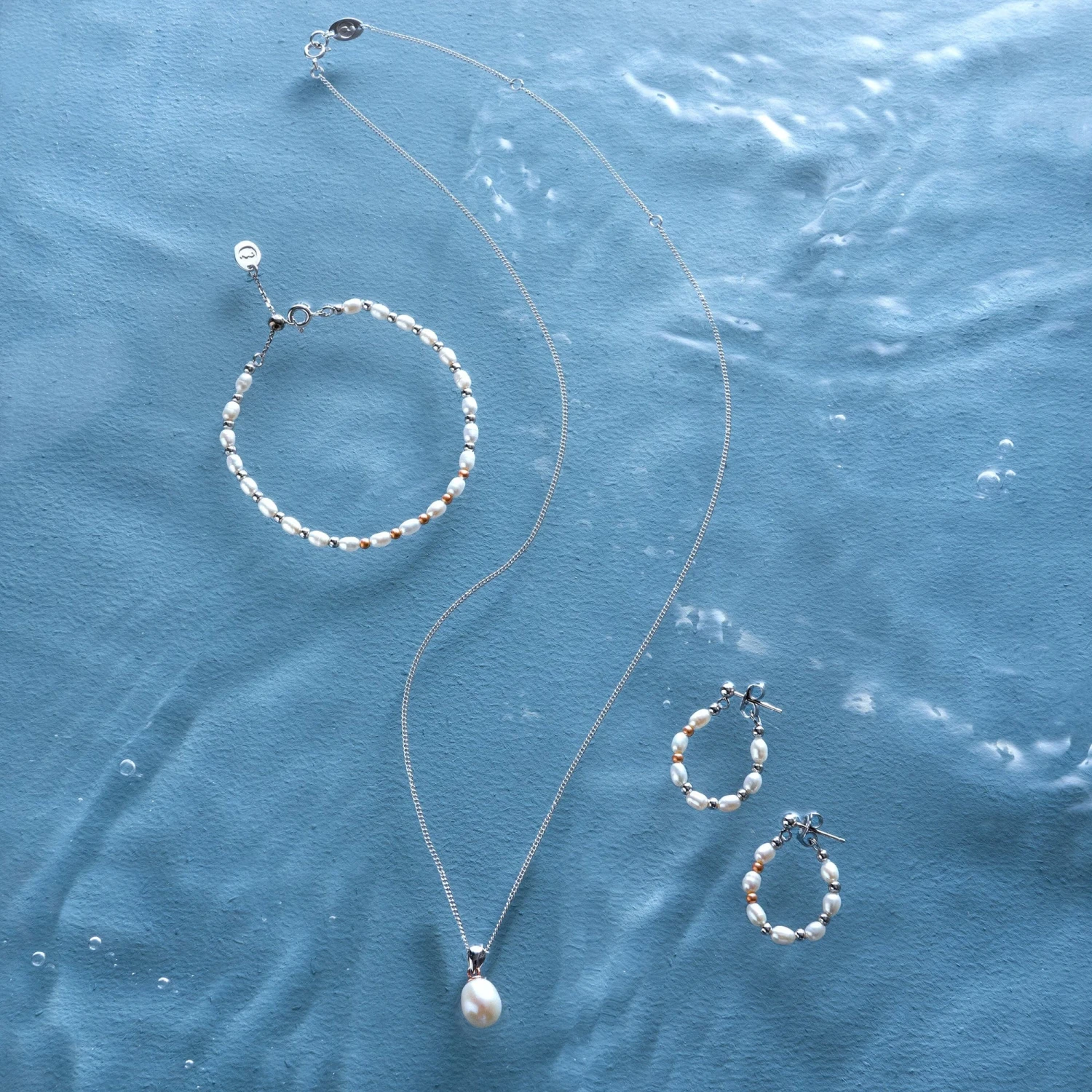 Beachcomber Silver And Pearl Bracelet 5 Beachcomber Silver And Pearl Bracelet - Image 3