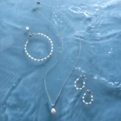 Beachcomber Silver And Pearl Pendant -Clogau 3SBCH0630 2 6eb67b3f 2e87 40d4 a96a 14ff0fc48f83