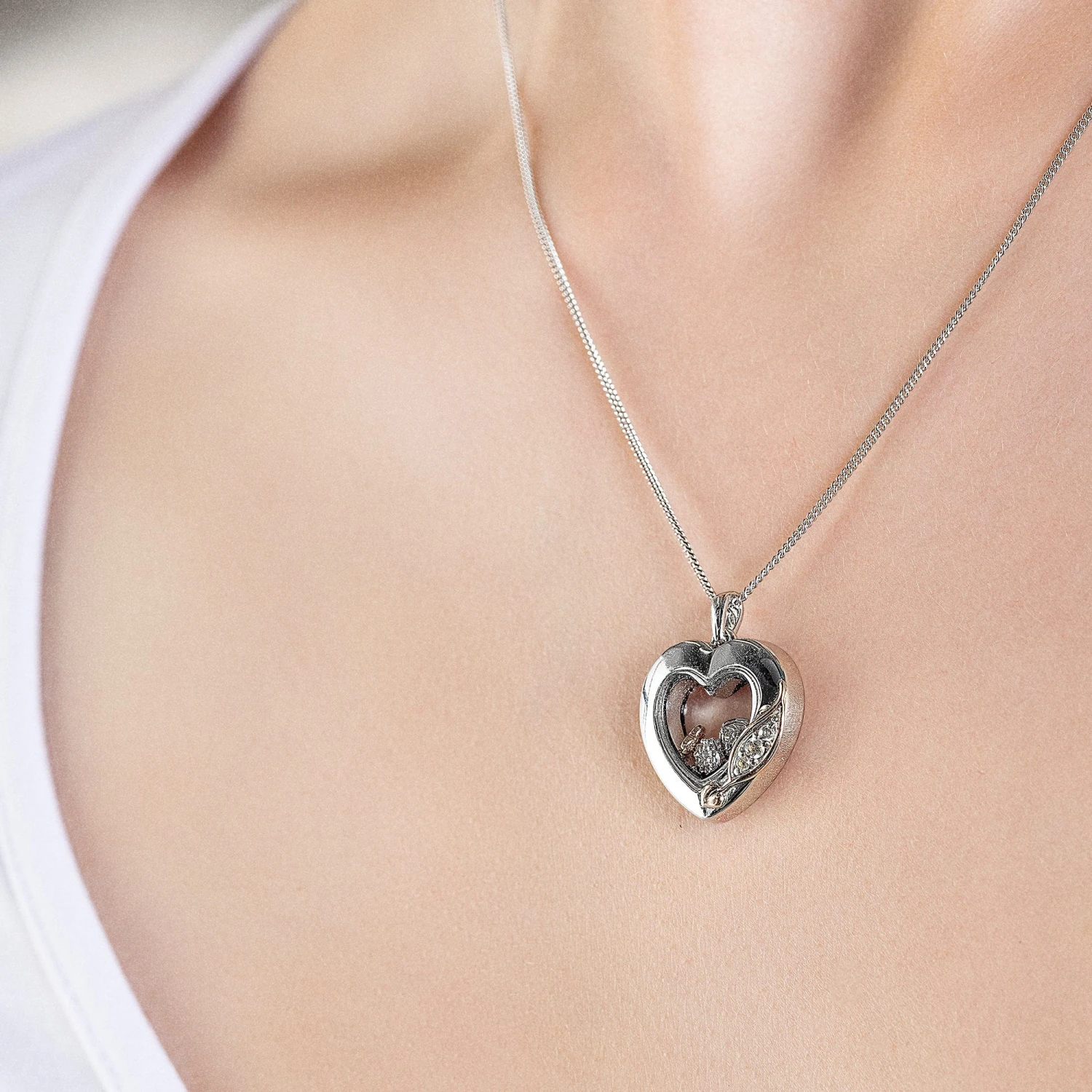 Past Present Future Silver Inner Charm Heart Pendant 5 Past Present Future Silver Inner Charm Heart Pendant - Image 3