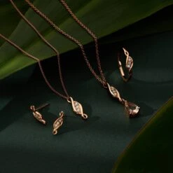 1854 Past Present Future Diamond And Morganite Pendant -Clogau PPF 1854 LS 186feeee 29e3 48db 8378 8efcd8629369