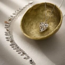 Royal Clogau® Oak Silver Heart Locket 9 Royal Clogau® Oak Silver Heart Locket -Clogau XX3STRP04 3